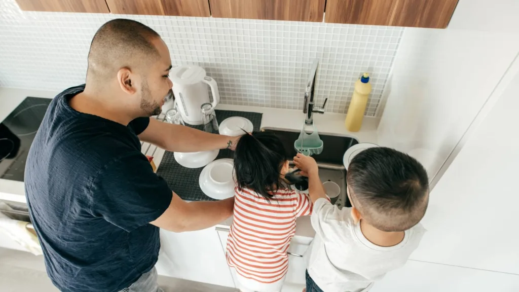 Enseñar a tu hijo a ser responsable 5 consejos útiles 1 Revista Digital mamas360 Embarazo y Maternidad