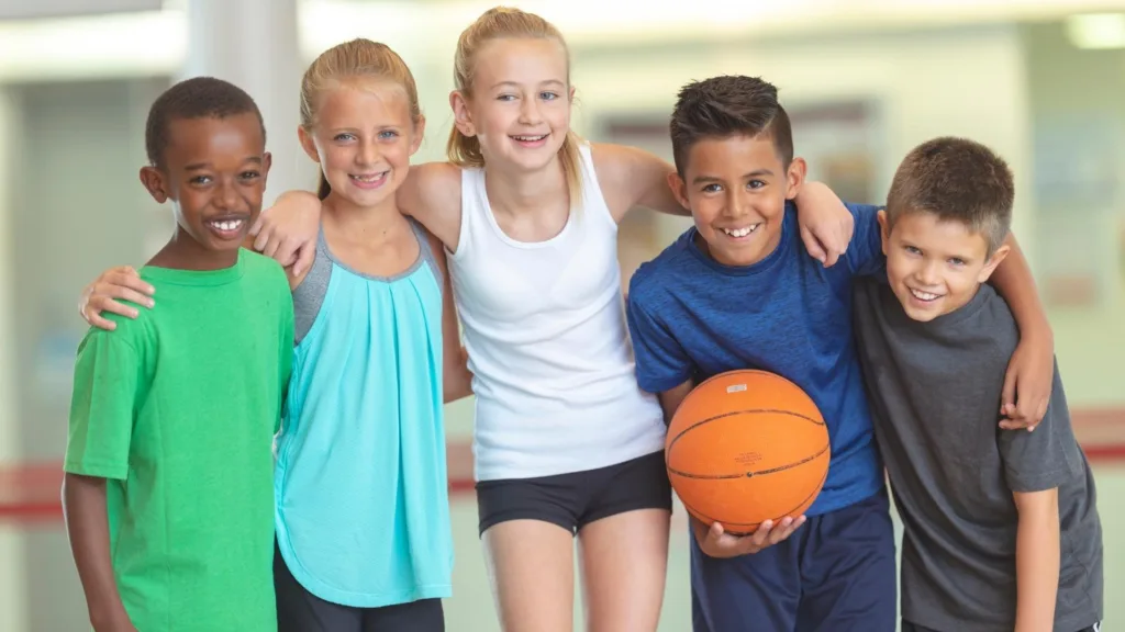 Básquetbol niños pubertad adolescencia 1 Revista Digital mamas360 Embarazo y Maternidad