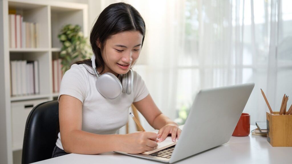 Aula virtual Guía para padres y madres modernos 1 Revista Digital mamas360 omagen destacada Embarazo y Maternidad